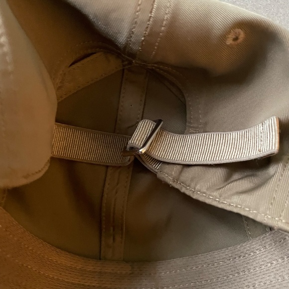 Athleta Sateen Cap in Clay - Picture 6 of 6